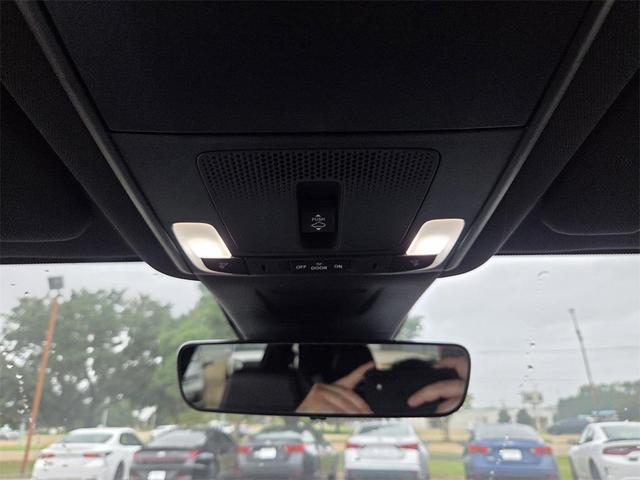 Photo of 2025 Gray Honda CR-V Hybrid
