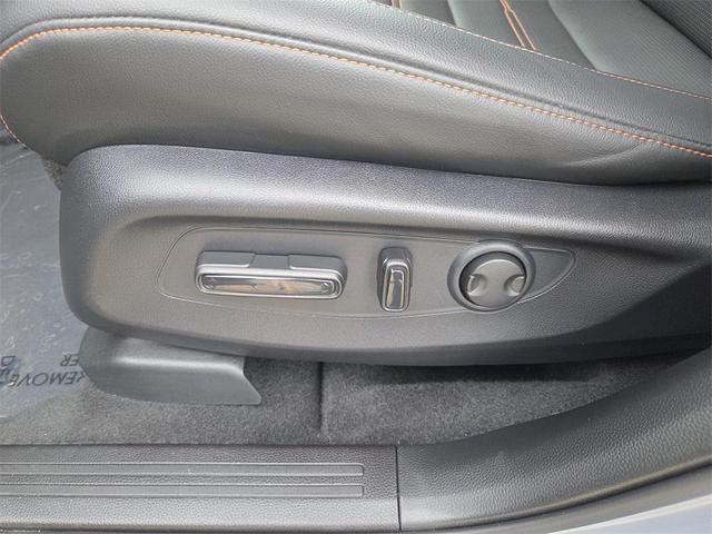 Photo of 2025 Gray Honda CR-V Hybrid