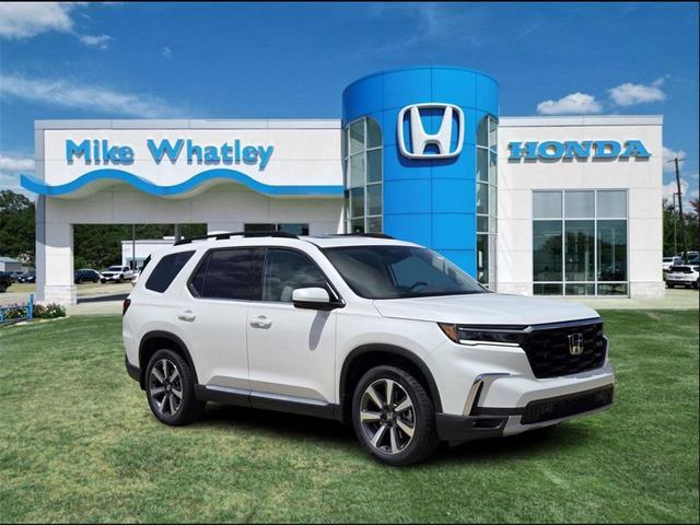 Photo of 2025 Platinum White Honda Pilot