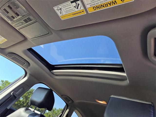 Photo of 2022 Crystal Black Pearl Honda CR-V