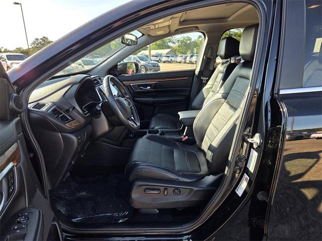 Photo of 2022 Crystal Black Pearl Honda CR-V