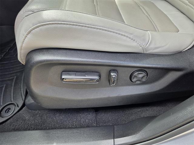 Photo of 2019 Lunar Silver Metallic Honda CR-V