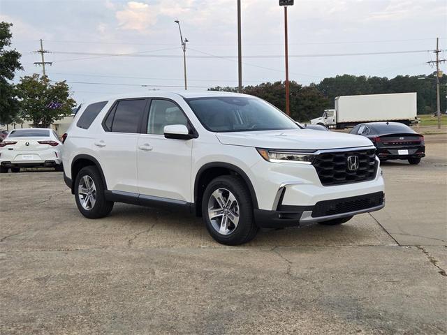 Photo of 2025 Platinum White Honda Pilot