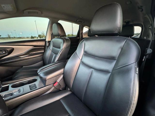 Photo of 2023 Deep Ocean Blue Pearl Nissan Murano