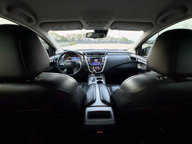 Photo of 2023 Deep Ocean Blue Pearl Nissan Murano