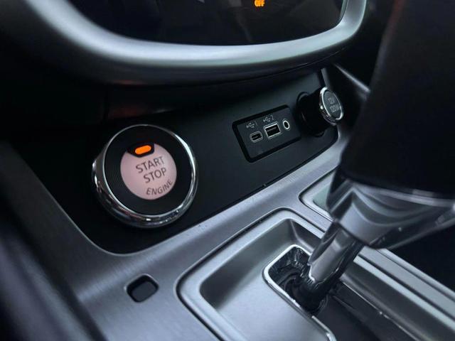 Photo of 2023 Deep Ocean Blue Pearl Nissan Murano