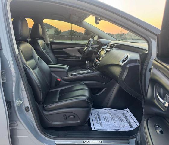 Photo of 2023 Deep Ocean Blue Pearl Nissan Murano