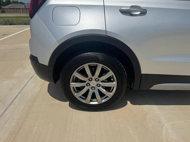 Photo of 2020 Silver Cadillac XT4