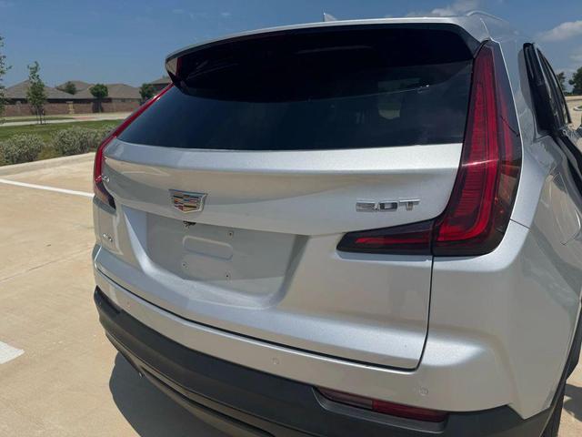 Photo of 2020 Silver Cadillac XT4