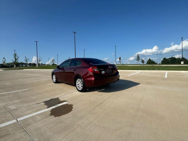 Photo of 2012 Maroon Honda Civic