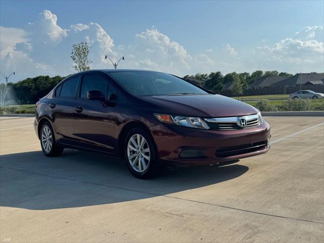 Photo of 2012 Maroon Honda Civic