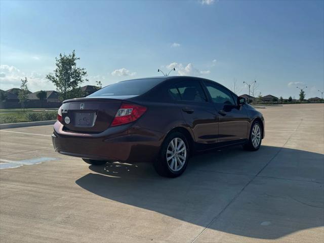 Photo of 2012 Maroon Honda Civic