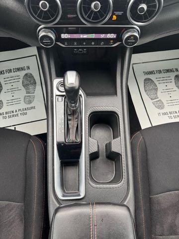 Photo of 2023 White Nissan Sentra