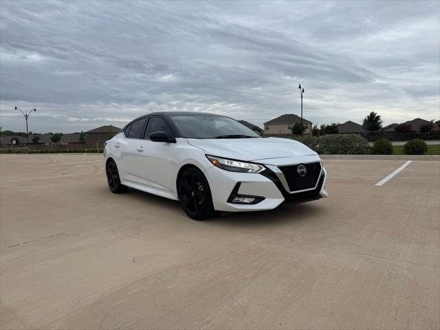Photo of 2023 White Nissan Sentra