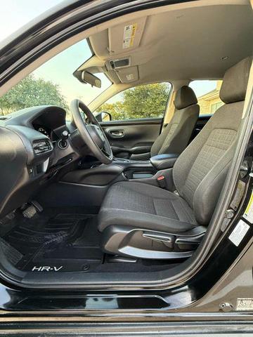 Photo of 2023 Crystal Black Pearl Honda HR-V