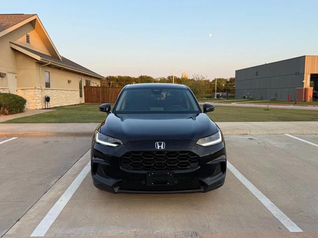 Photo of 2023 Crystal Black Pearl Honda HR-V