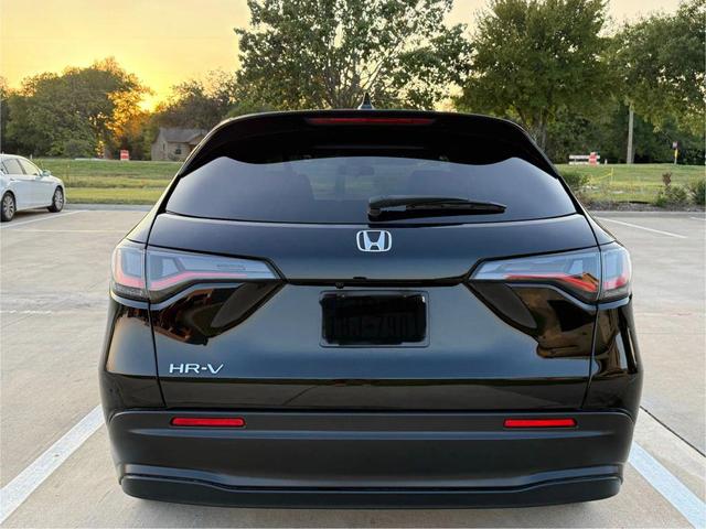 Photo of 2023 Crystal Black Pearl Honda HR-V