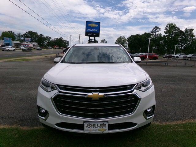 Photo of 2021 Iridescent Pearl Tricoat Chevrolet Traverse