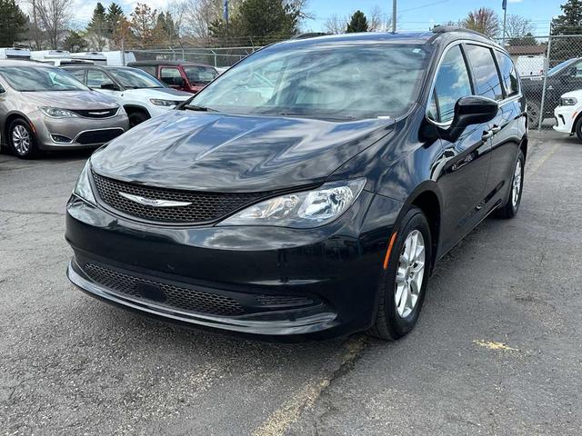 2021 Chrysler Voyager