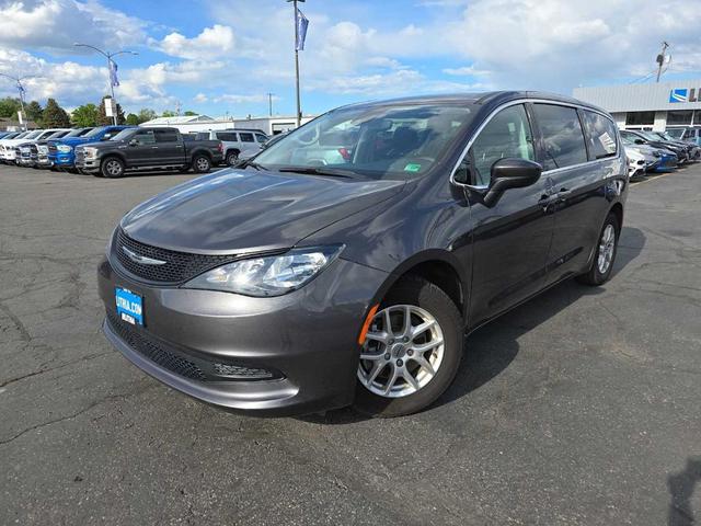 2023 Chrysler Voyager