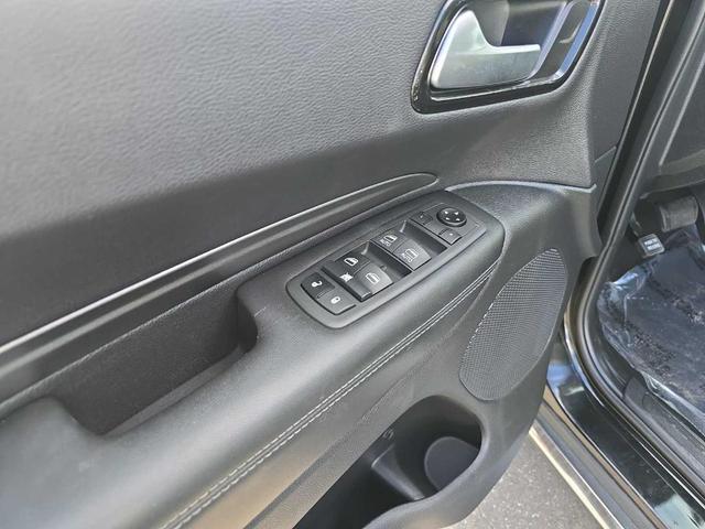 Photo of 2021 DB Black Clearcoat Dodge Durango