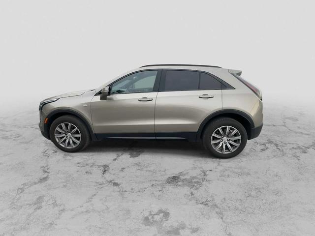 Photo of 2022 Latte Cadillac XT4