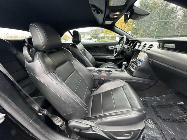 Photo of 2022 Shadow Black Ford Mustang