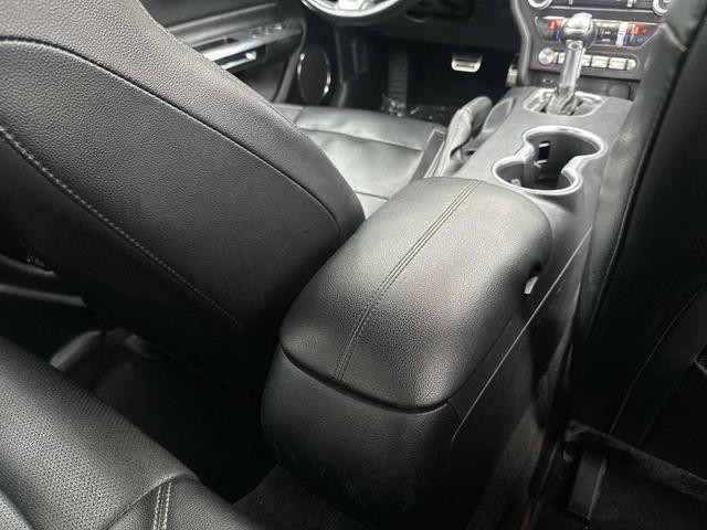 Photo of 2022 Shadow Black Ford Mustang