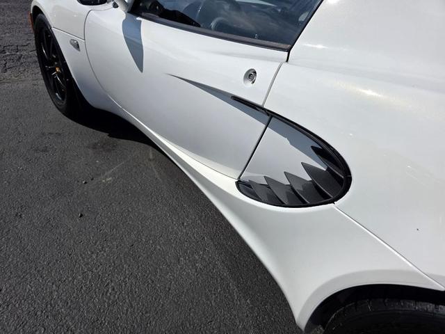 Photo of 2006 Aspen White Lotus Elise