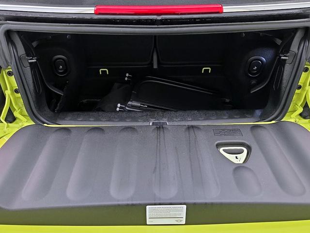 Photo of 2024 Green MINI Convertible