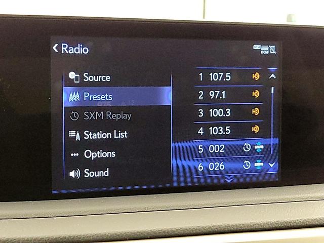 Photo of 2021 Gray Lexus RX 350