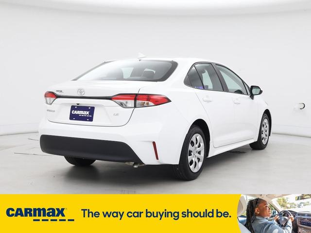 Photo of 2024 White Toyota Corolla