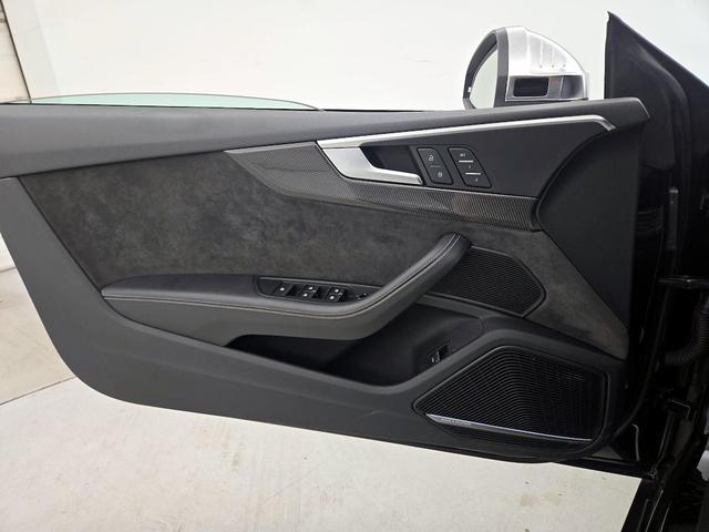 Photo of 2019 Black Audi S5