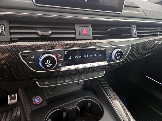 Photo of 2019 Black Audi S5