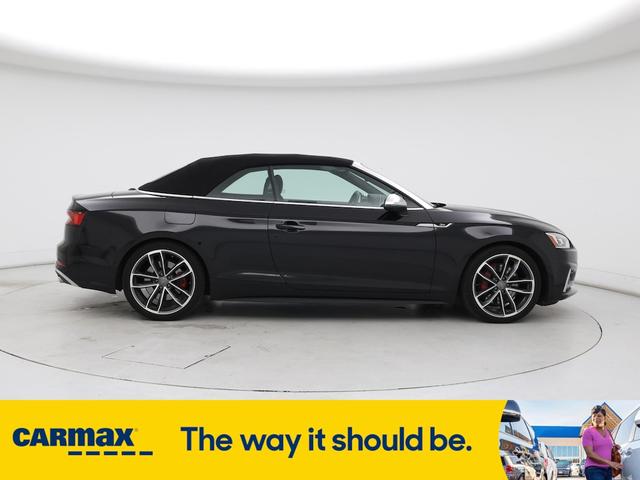 Photo of 2019 Black Audi S5