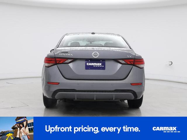 Photo of 2022 Gray Nissan Sentra