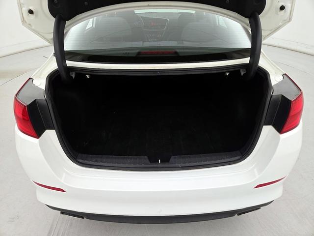 Photo of 2015 White Kia Optima