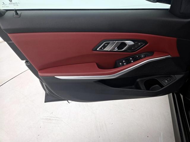 Photo of 2022 Black BMW 330