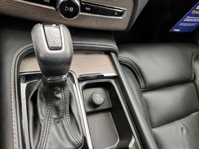 Photo of 2020 Black Volvo XC90