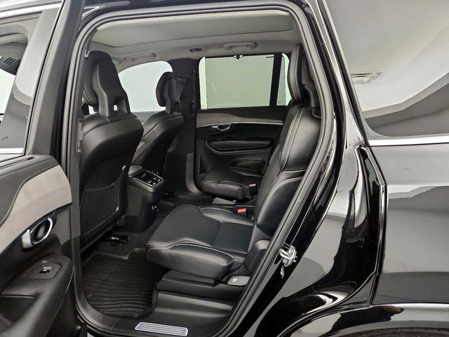 Photo of 2020 Black Volvo XC90
