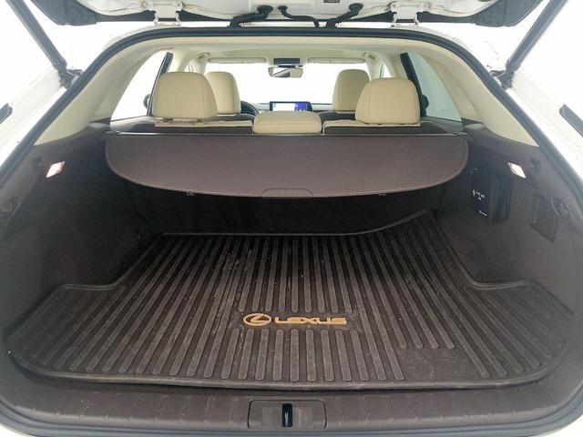 Photo of 2016 White Lexus RX 350