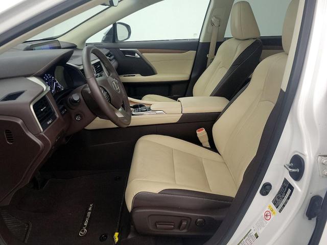 Photo of 2016 White Lexus RX 350