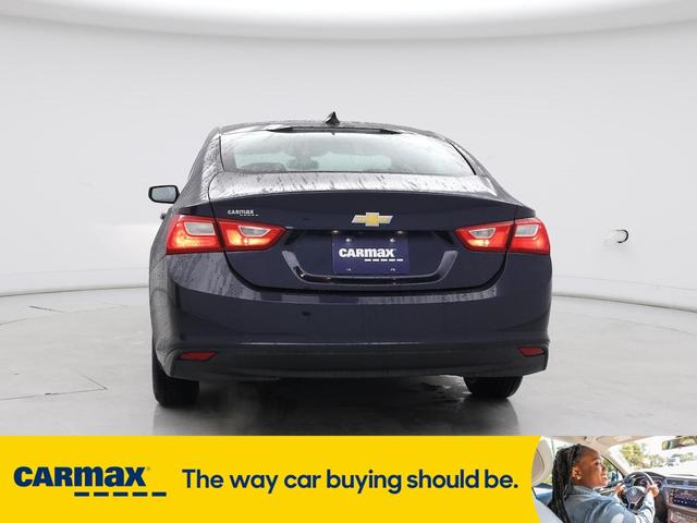 Photo of 2016 Blue Chevrolet Malibu