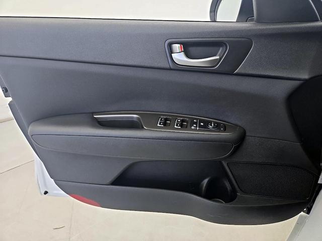 Photo of 2019 White Kia Optima