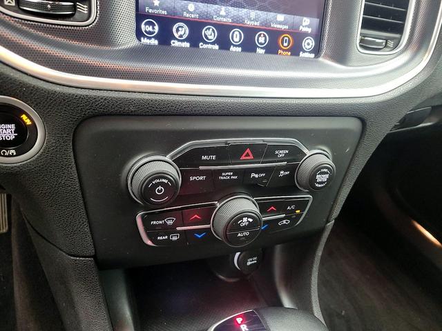 Photo of 2018 White Dodge Charger