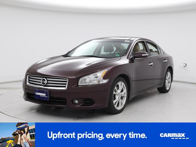Photo of 2014 Burgundy Nissan Maxima
