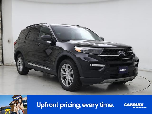 Photo of 2020 Black Ford Explorer