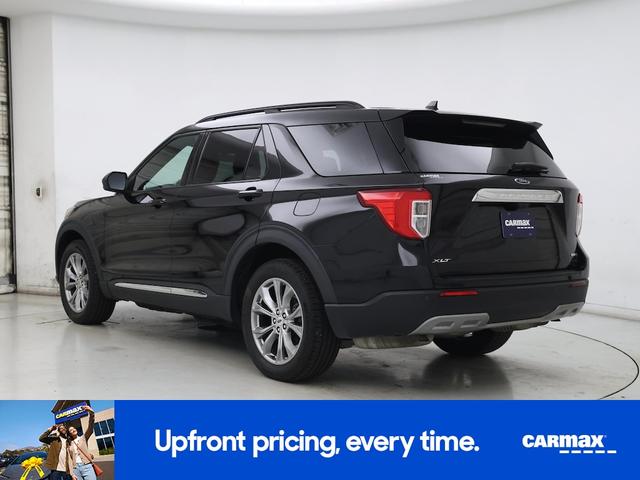 Photo of 2020 Black Ford Explorer