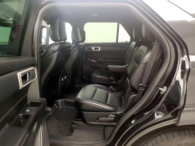 Photo of 2020 Black Ford Explorer