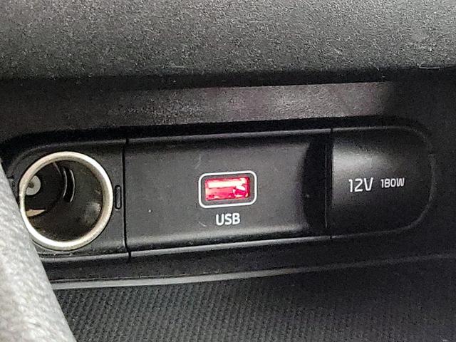 Photo of 2022 Orange Kia Forte